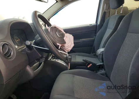 2016 Jeep Compass Sport из США, поврежденный, VIN 1C4NJDBB5GD520982